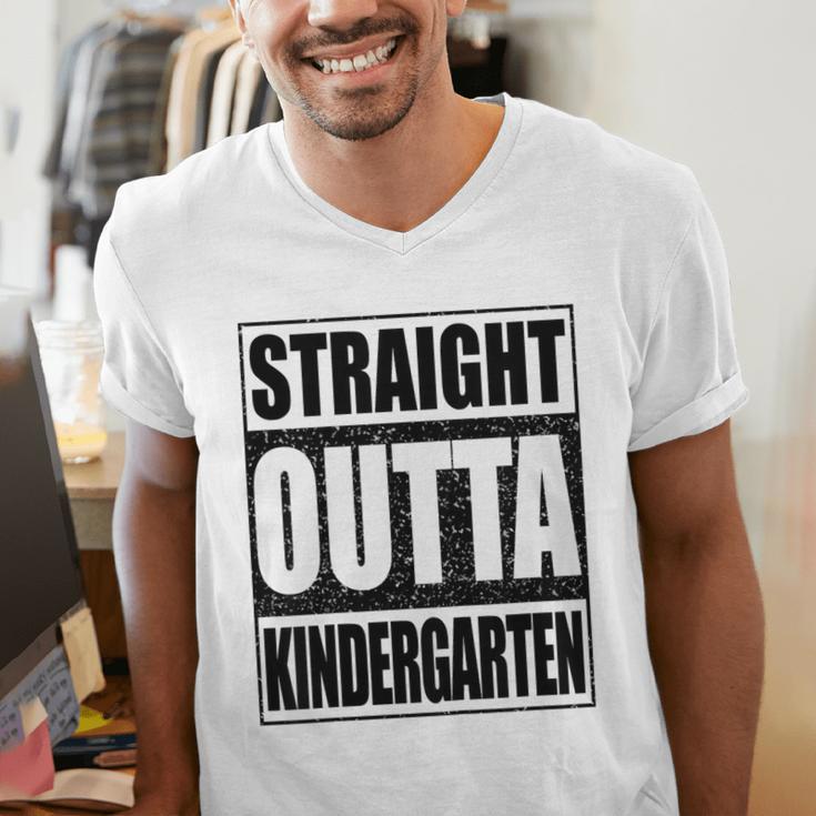Kids Straight Outta Kindergarten Shirt Boy Girl Graduation Men's V-Neck T-Shirt