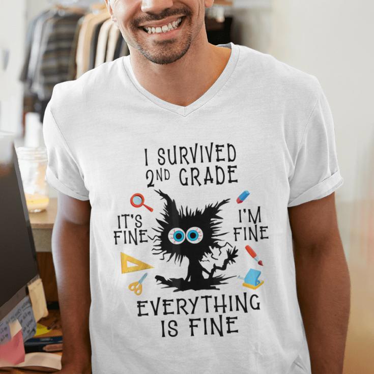 Last Day Of School Student Graduation I Survived 2nd Grade Men's V-Neck T-Shirt