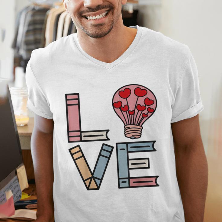 Love Books Reading Men's V-Neck T-Shirt
