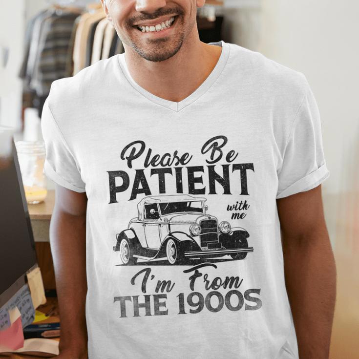 Be Patient With Me I'm From The 1900s Cool Vintage Car Lover Men's V-Neck T-Shirt