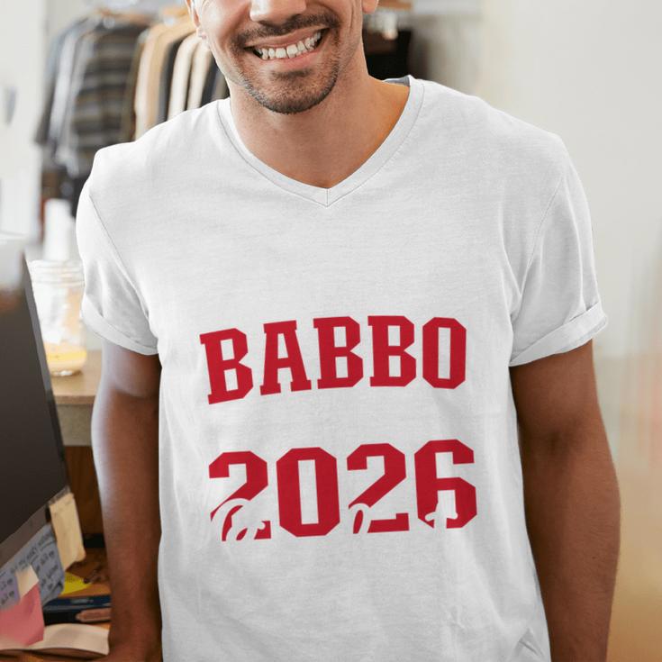 Proud Babbo Of a Class Of 2026 Graduate For Graduation Men's V-Neck T-Shirt