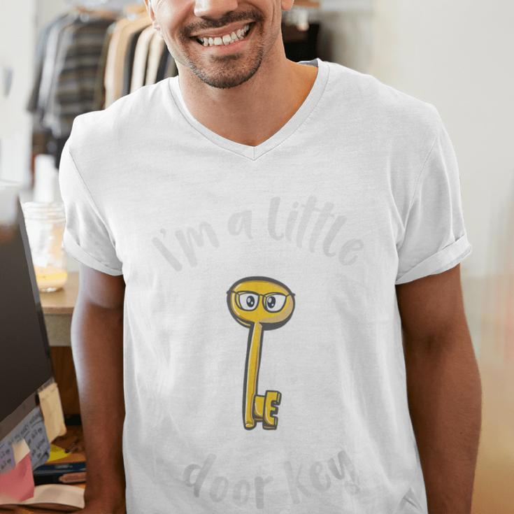 Pun Tshirt I'm A Little Door Key Bad Pun Dad Jokes Men's V-Neck T-Shirt
