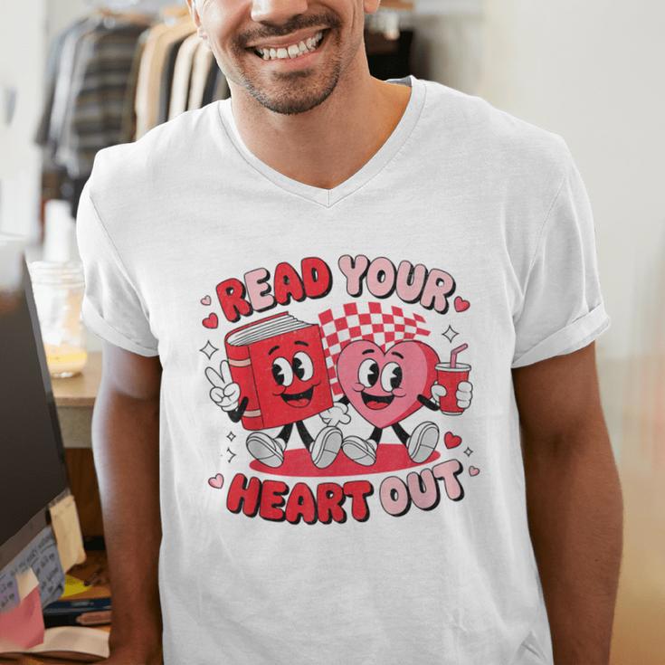 Read Your Heart Out Valentine's Day Retro Teacher Bookish Men's V-Neck T-Shirt