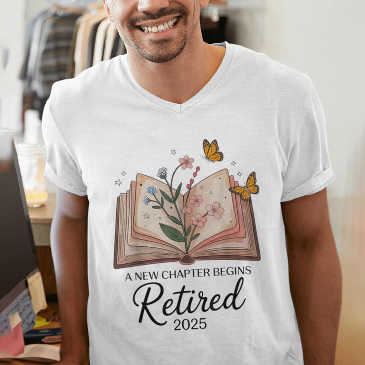 Retired 2025 A New Chapter Begins Retirement Teacher Book Men's V-Neck T-Shirt