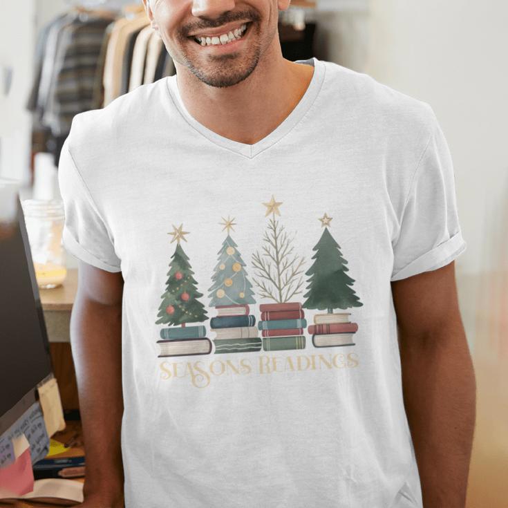 Seasons Readings Christmas Tree Book Lover Men's V-Neck T-Shirt