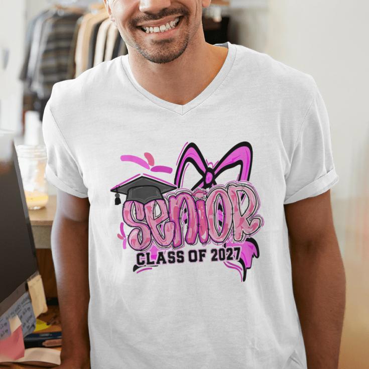 Senior 2027 Class Of 2027 Coquette Girl Pink Graduation 2027 Men's V-Neck T-Shirt