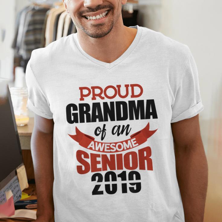 Senior Class Of 2019 Tshirt Graduation Awesome Grandma Men's V-Neck T-Shirt