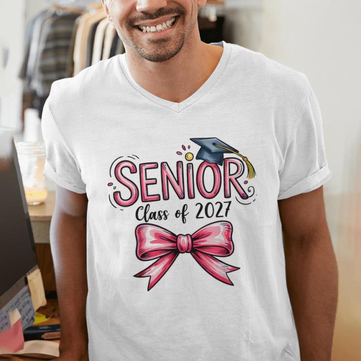 Senior Class Of 2027 Coquette Pink Bow Graduation 2027 Girls Men's V-Neck T-Shirt
