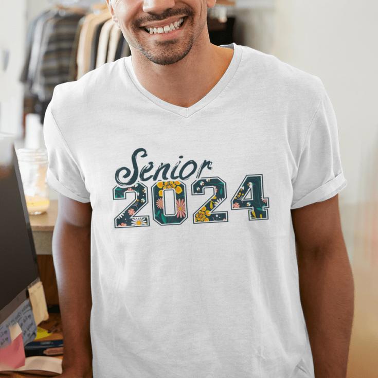 Senior Graduation Class Of 2024 Cute Senior 2024 Flowers Men's V-Neck T-Shirt