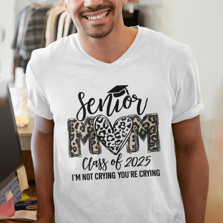 Senior Mom Class Of 2025 Senior Mama 2025 Leopard Graduation Men's V-Neck T-Shirt