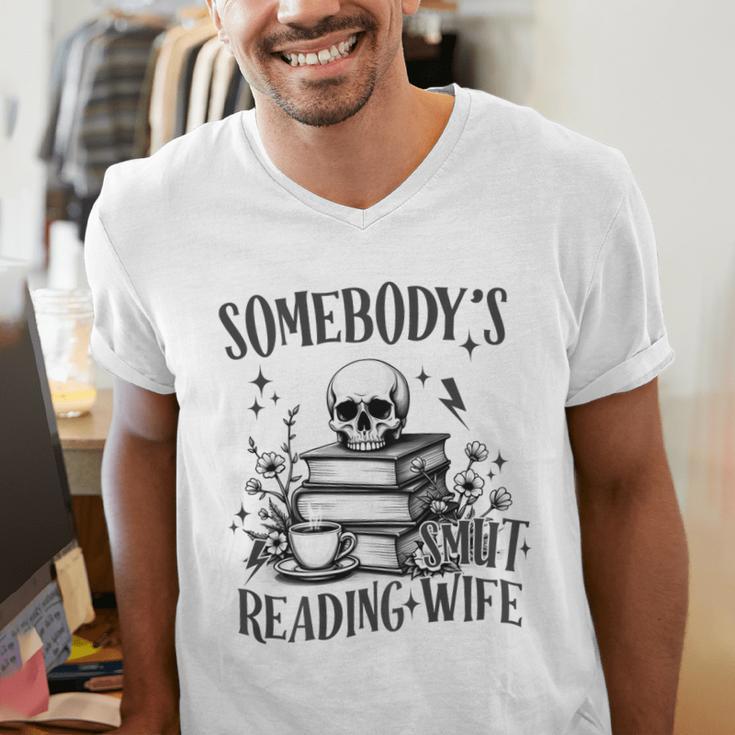Somebody's Smut Reading Wife Smutty Book Lovers Men's V-Neck T-Shirt Somebody's Smut Reading Wife Smutty Book Lovers Men's V-Neck T-Shirt