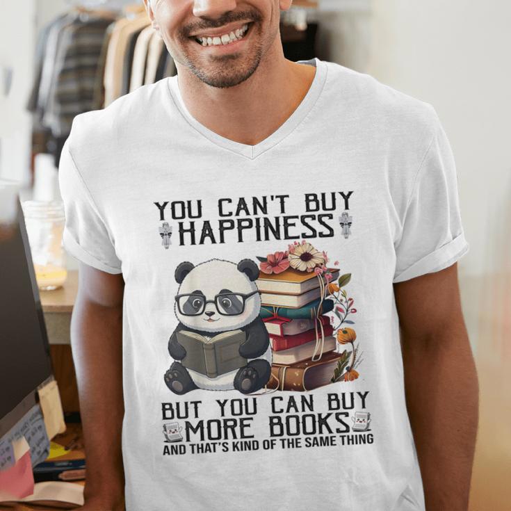 Teacher Bookworm Book Lover Panda Reading Book Librarian Tee Men's V-Neck T-Shirt