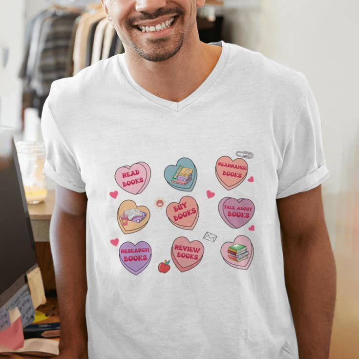 Things I Do On Valentines's Day Book Lover Candy Heart Men's V-Neck T-Shirt