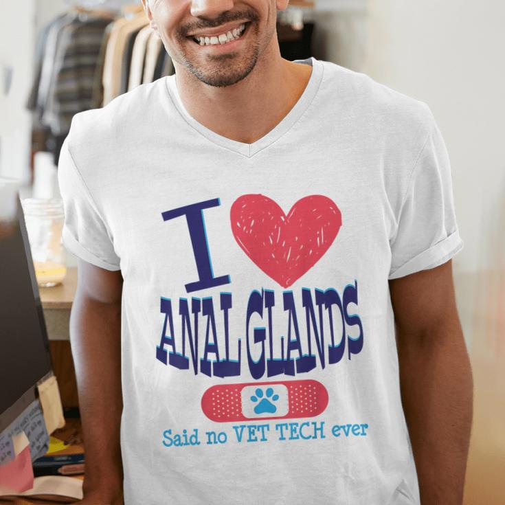 Vet Tech I Love Veterinary Technician Graduation Men's V-Neck T-Shirt