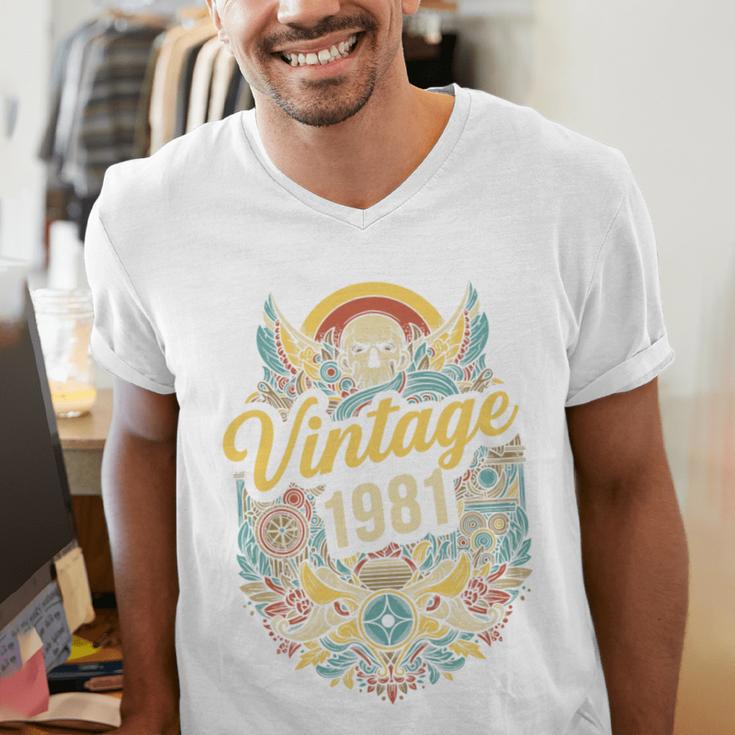 Vintage 1981 Retro Badge Nostalgia Eighties Compass Skull Premium Tri-Blend Men's V-Neck T-Shirt