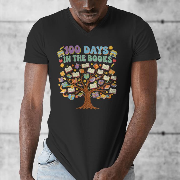 100 Days Of School 100 Days In The Books English Teacher Men's V-Neck T-Shirt