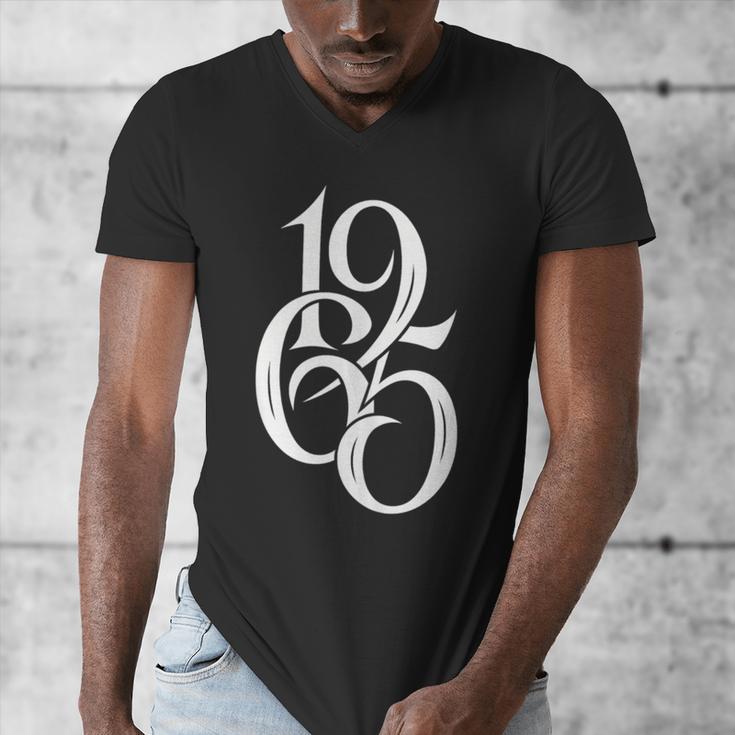 1965 Vintage Retro Birthday Year Nostalgia Men's V-Neck T-Shirt