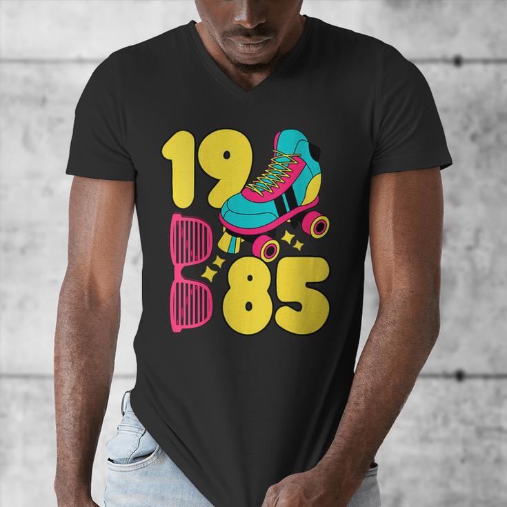 1985 Retro Raised In The 80s Old School Nostalgia Vibes Men's V-Neck T-Shirt 1985 Retro Raised In The 80s Old School Nostalgia Vibes Men's V-Neck T-Shirt