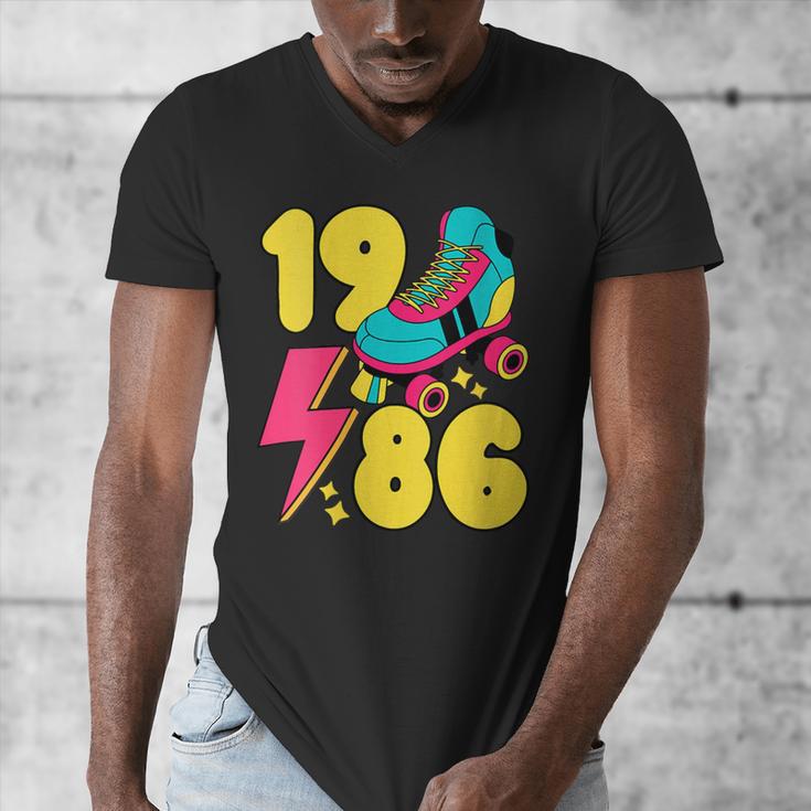 1986 Retro Raised In The 80s Old School Nostalgia Vibes Men's V-Neck T-Shirt 1986 Retro Raised In The 80s Old School Nostalgia Vibes Men's V-Neck T-Shirt