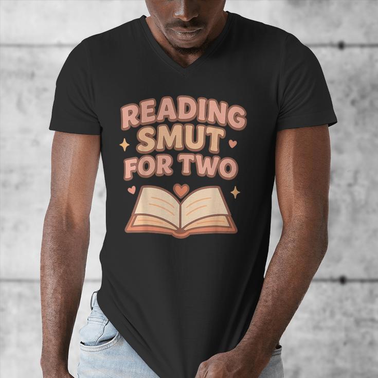 Book Lover Pregnancy Announcement Reveal Smut Men's V-Neck T-Shirt