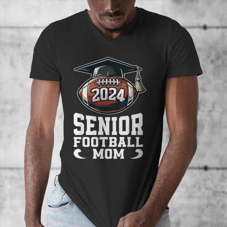 Class Of 2024 Graduation Senior Football Mom 2024 Men's V-Neck T-Shirt