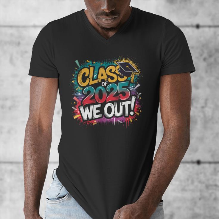 Class Of 2025 We Out Graffiti Graduation 2025 Men's V-Neck T-Shirt