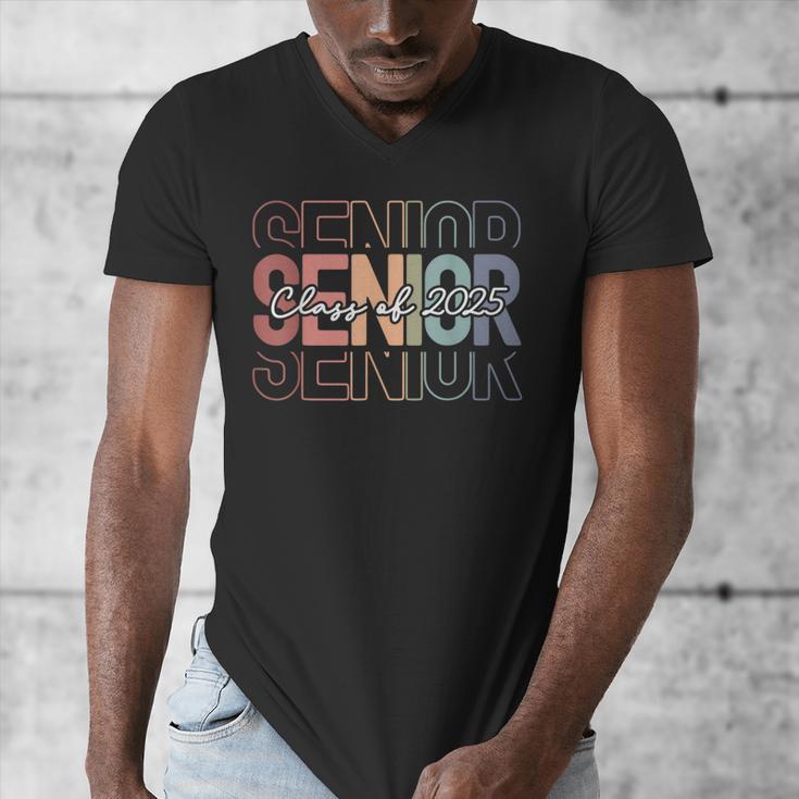 Class Of 2025 Senior 2025 Graduation Leopard Retro Rainbow Men's V-Neck T-Shirt