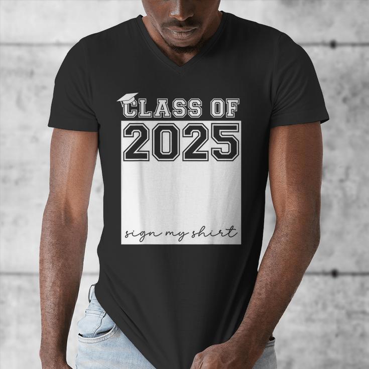Class Of 2025 Sign My Shirt Senior 2025 Graduation Men's V-Neck T-Shirt