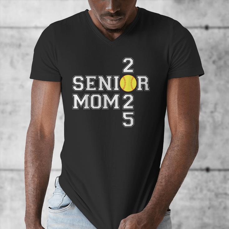 Class Of 2025 Softball Mom Senior Graduation Graduate Women Men's V-Neck T-Shirt
