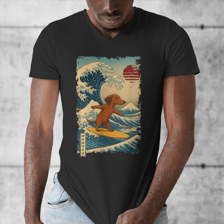 Dachshund Doxie Japanese Kanagawa Wave Surfing Japan Mom Dad Men's V-Neck T-Shirt