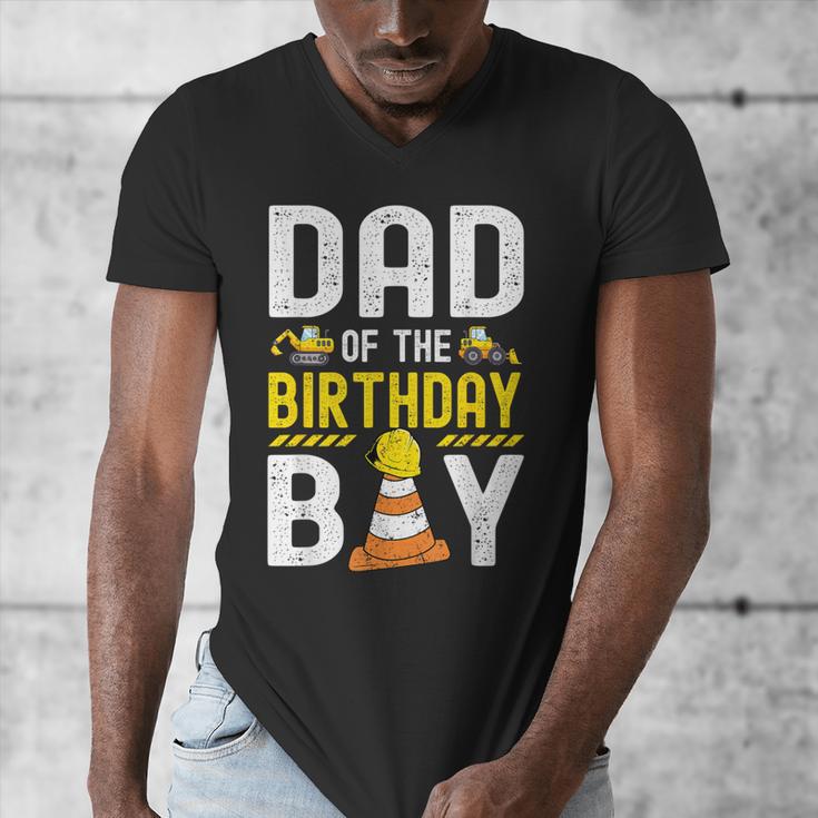 Dad Of The Birthday Boy Construction Worker Bday Men's V-Neck T-Shirt