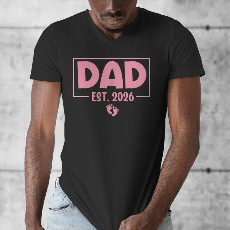 Dad Est 2026 Logo Daddy 2026 Soon To Be New Father 2026 Men's V-Neck T-Shirt
