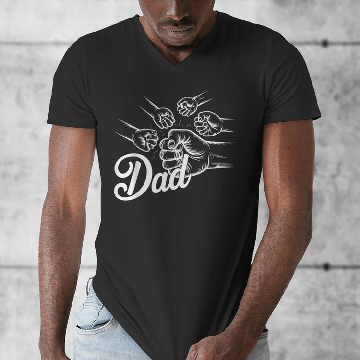 Dad Of Four Toddler Kids Fathers Day Fist Bump Family Men's V-Neck T-Shirt
