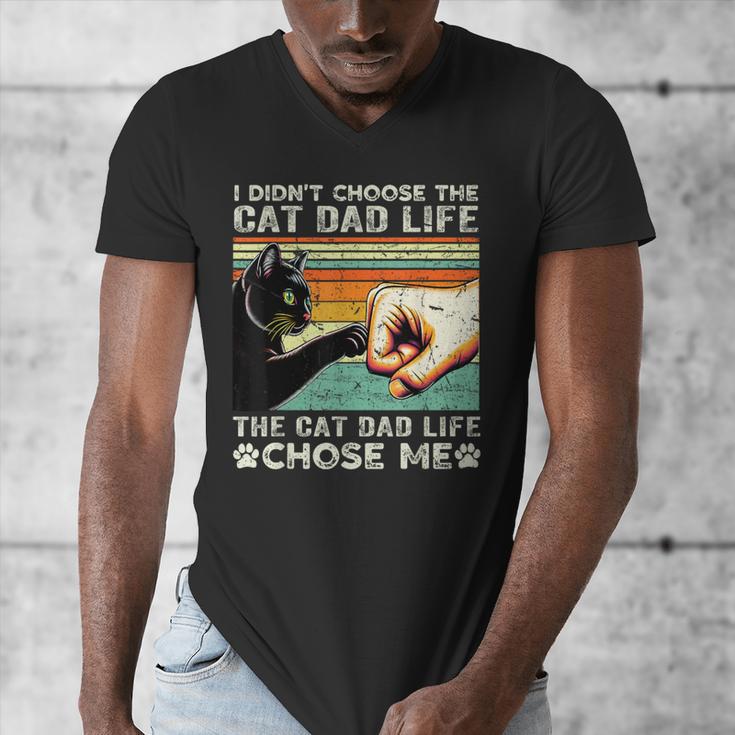 I Didn't Choose The Cat Dad Life Funny Cat Lovers Vintage Men's V-Neck T-Shirt