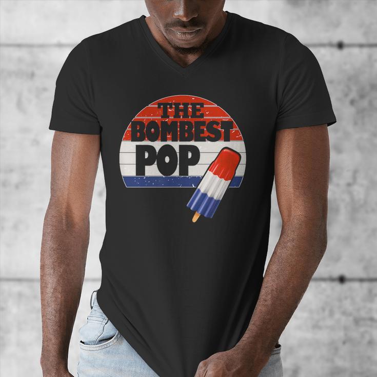 Fathers Day Shirt Cool Dad Bombest Pop Retro 80s Dad Men's V-Neck T-Shirt