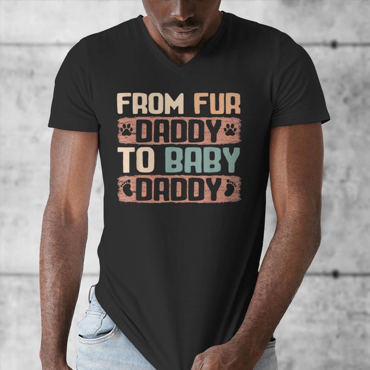 From Fur Daddy To Baby Daddy Dog Dad Pregnancy Announc Men's V-Neck T-Shirt