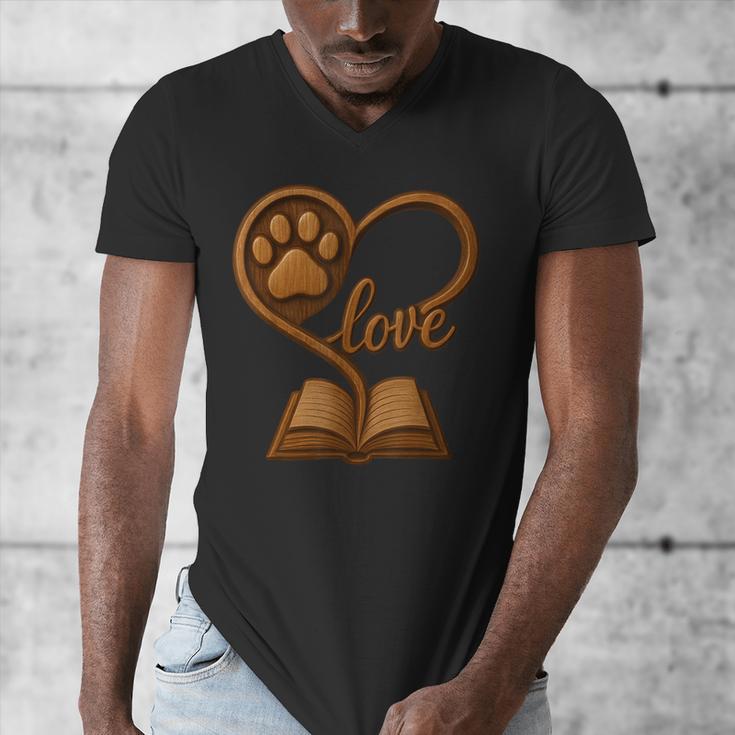 Girl Who Loves Dogs & Books Heart Dog Lover Reader Reeding Men's V-Neck T-Shirt
