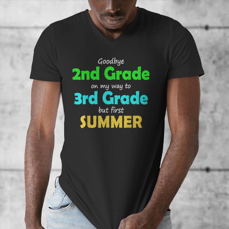 Goodbye 2nd Grade On My Way To 3th Grade 2022 Graduation Men's V-Neck T-Shirt