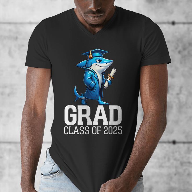 Grad Class Of 2025 Boys Shark Graduation Graduated Men's V-Neck T-Shirt