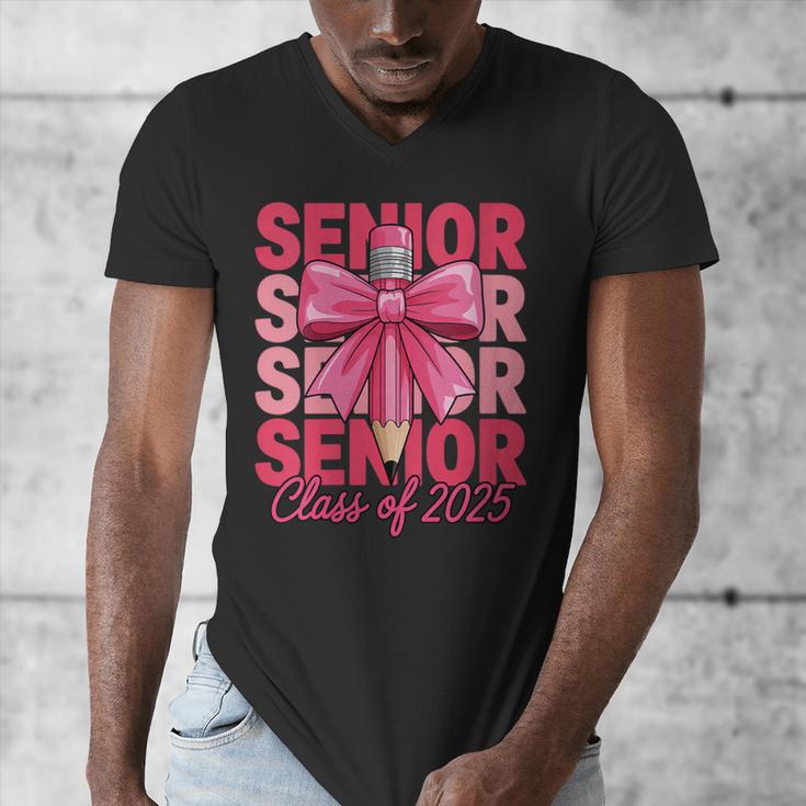 Graduate 2025 For Senior 2025 Graduation Coquette Pink Bow Men's V-Neck T-Shirt