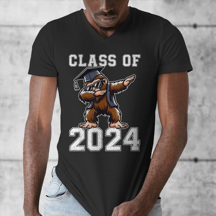 Graduation Class Of 2024 Bigfoot Graduated Seniors 2024 Men's V-Neck T-Shirt