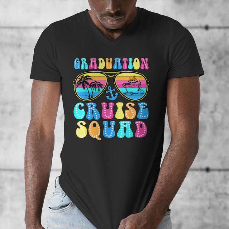 Graduation Cruise Squad Class Of 2025 Vacation Family Grad Men's V-Neck T-Shirt