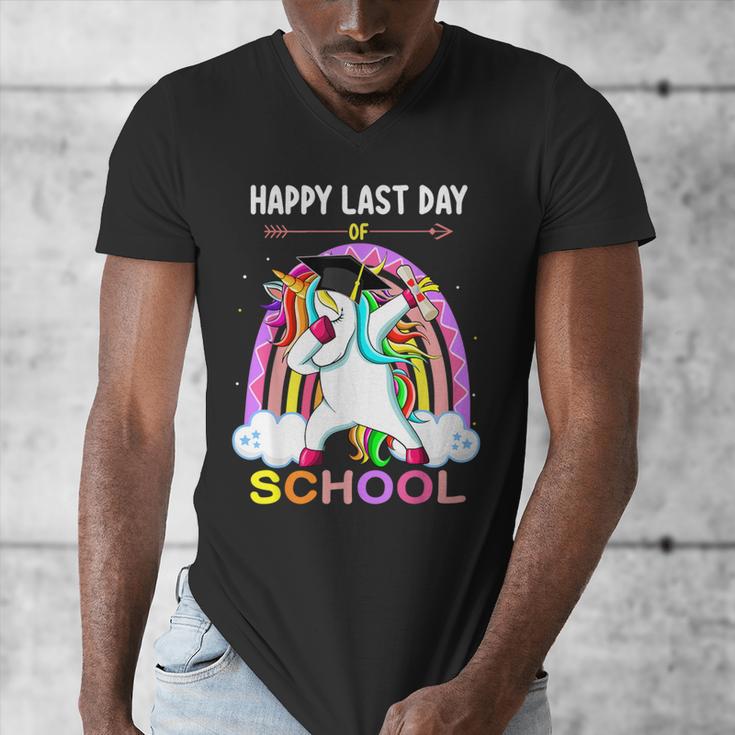 Happy Last Days Of School Graduation Class 2022 Unicorn Girl Men's V-Neck T-Shirt