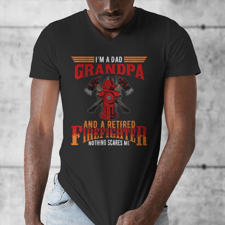 I'm Dad Grandpa Retired Firefighter Nothing Scares Me Men's V-Neck T-Shirt