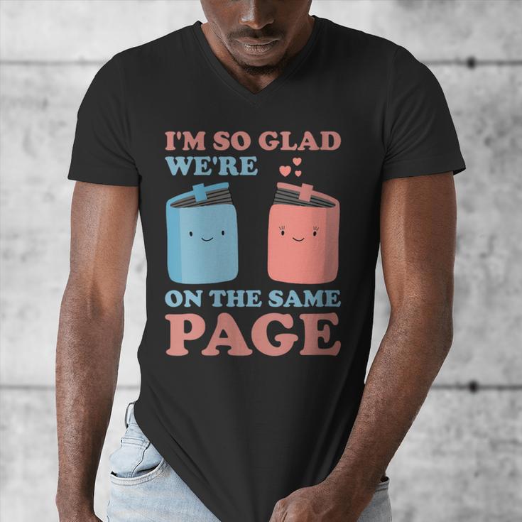 I'm So Glad We'Re On The Same Page Book Lover Writer Men's V-Neck T-Shirt