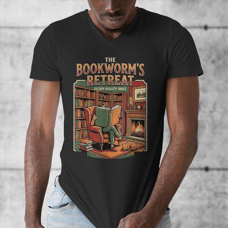 Introvert Book Lover The Bookworm's Retreat Men's V-Neck T-Shirt