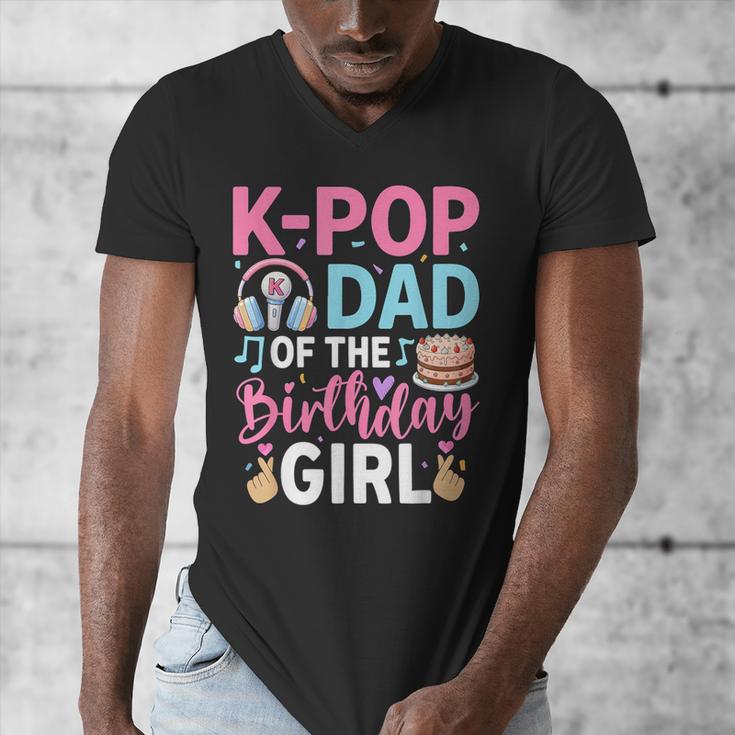 K-Pop Dad Of The Birthday Girl Men's V-Neck T-Shirt