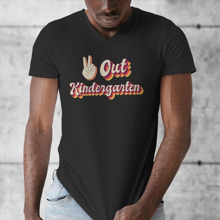 Kids Peace Out Kindergarten Graduation Kindergarten Graduate Men's V-Neck T-Shirt