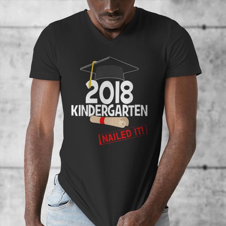Kindergarten 2018 NAILED IT Graduation Graduate Men's V-Neck T-Shirt