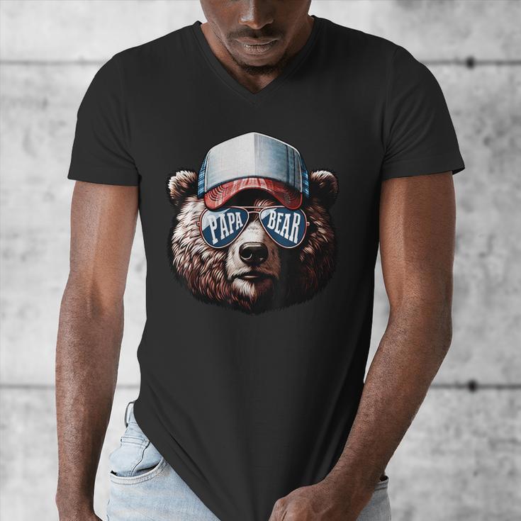Papa Bear Face Cool Dad Style Retro Fathers Day Daddy Bear Men's V-Neck T-Shirt